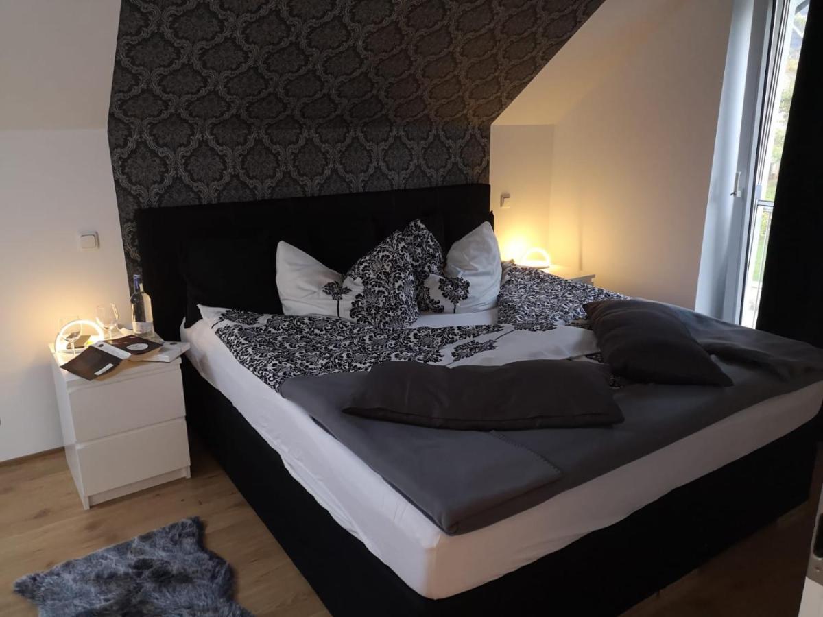 Haus Am Hang; Ferienwohnung Fernblick Stolberg  Esterno foto