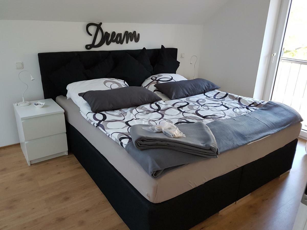 Haus Am Hang; Ferienwohnung Fernblick Stolberg  Esterno foto